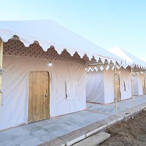 Classic Thar Resort&Camp
